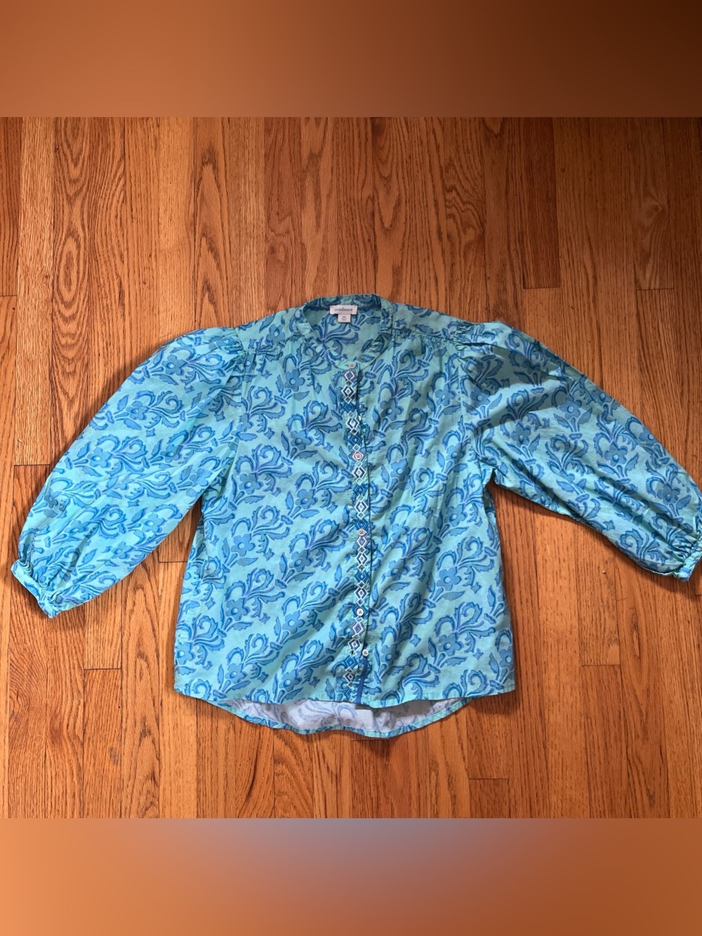 Sundance blue embroidered button up blouse size XS